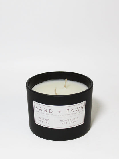 Sand + Paws Island Breeze 12 oz scented candle