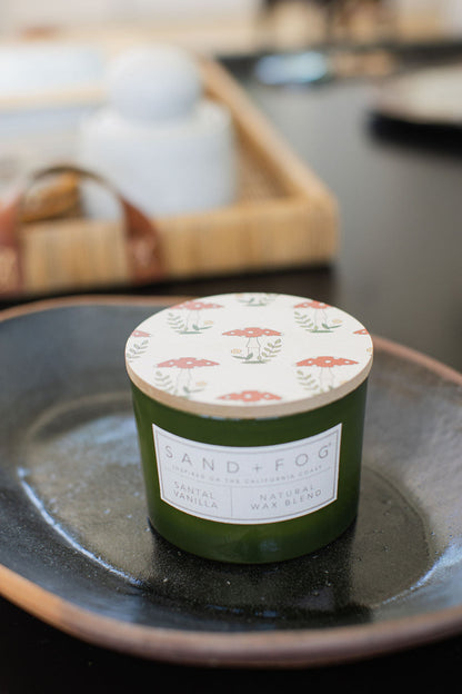Santal Vanilla 12 oz scented candle
